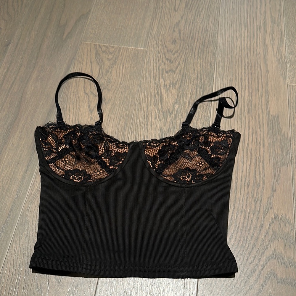 Tiger mist top